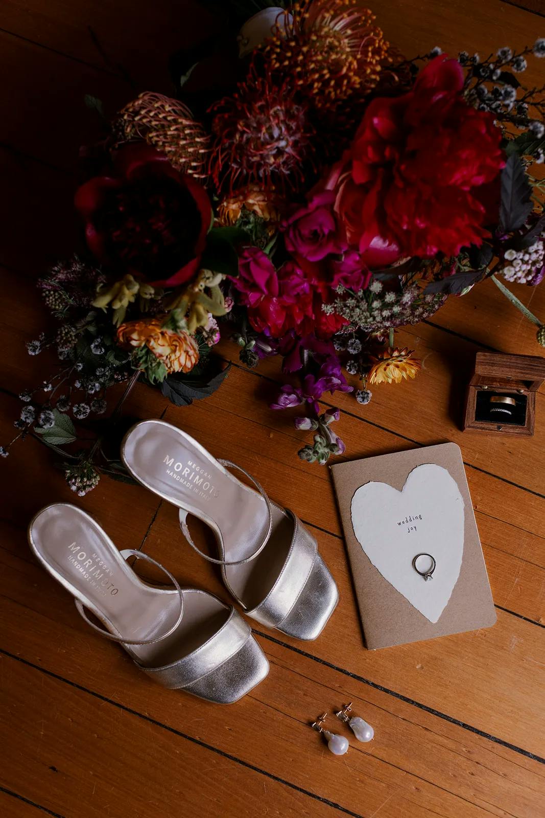 Wedding shoes, flwoers and wedding jewellery